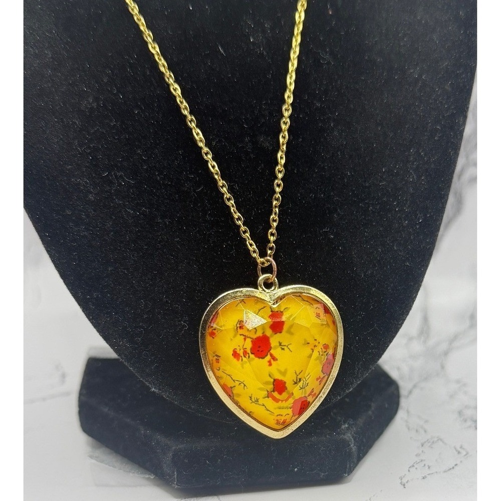 Vintage Heart Pendant Epoxy Resin Yellow Floral Charm Gold Tone Romantic Retro